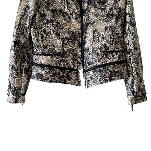 chouyatou Women's Studded Perfect Fit Faux Leather Moto Biker Jacket SZ L - Picture 3 of 14